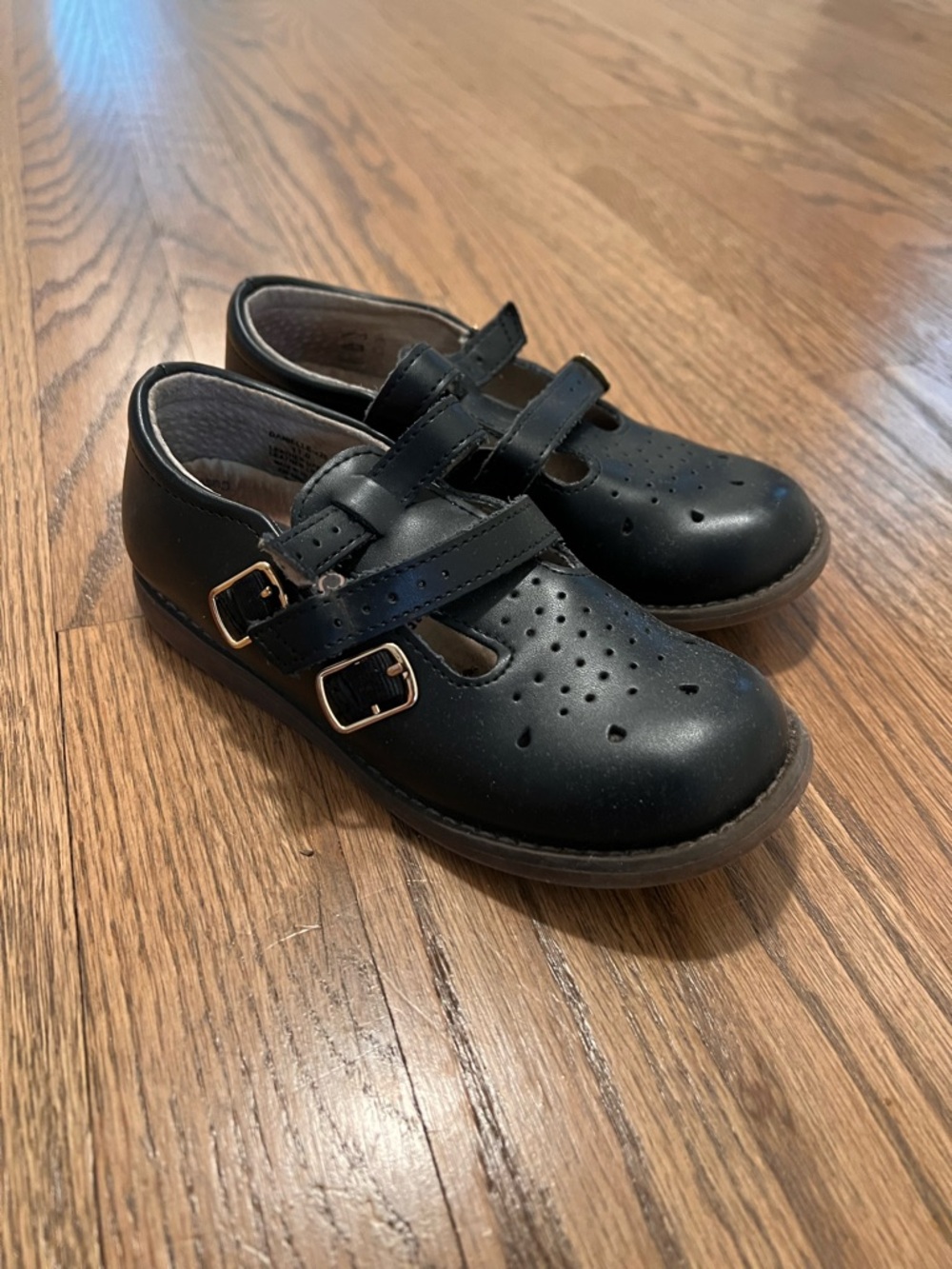 FootMates Black Mary Jane Shoes with Gold Buckles